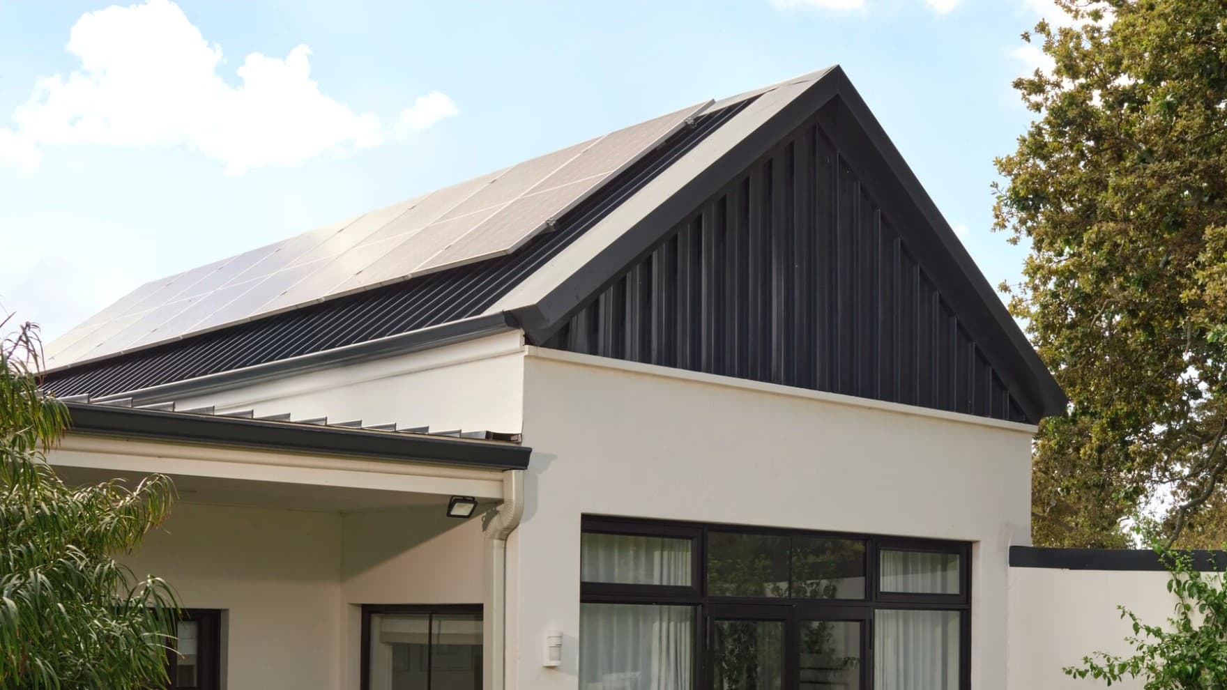 Módulos fotovoltaicos en un tejado
